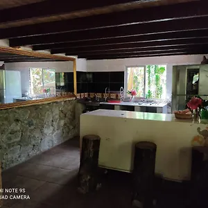 https://ari-munani.cali-hotels.com